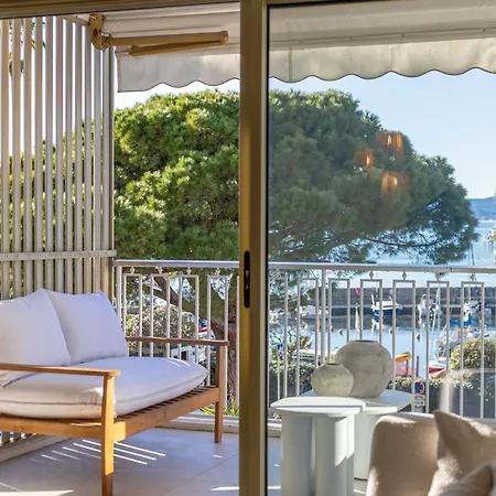 Ref 1979 - Palm Beach- Sea View For Rent